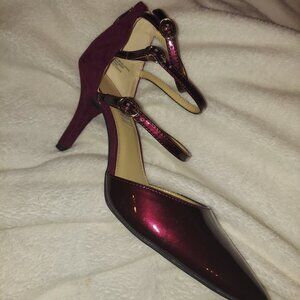 Liz Claiborne Burgundy Heels